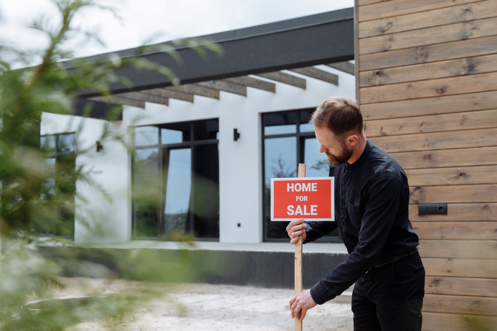 Week 27 – Should You Sell Your Home or Keep It as a Rental Property in South Florida?